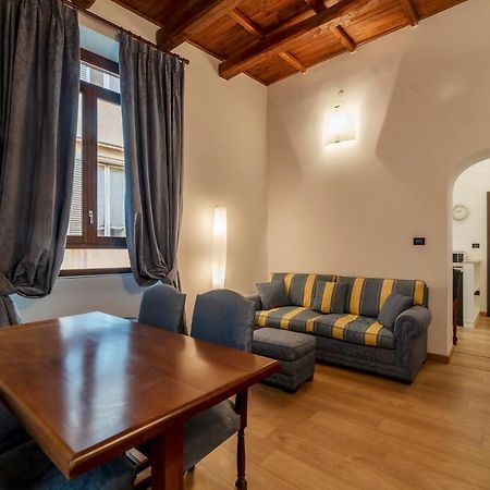 רומא Piazza Di Spagna Elegant Apartment מראה חיצוני תמונה