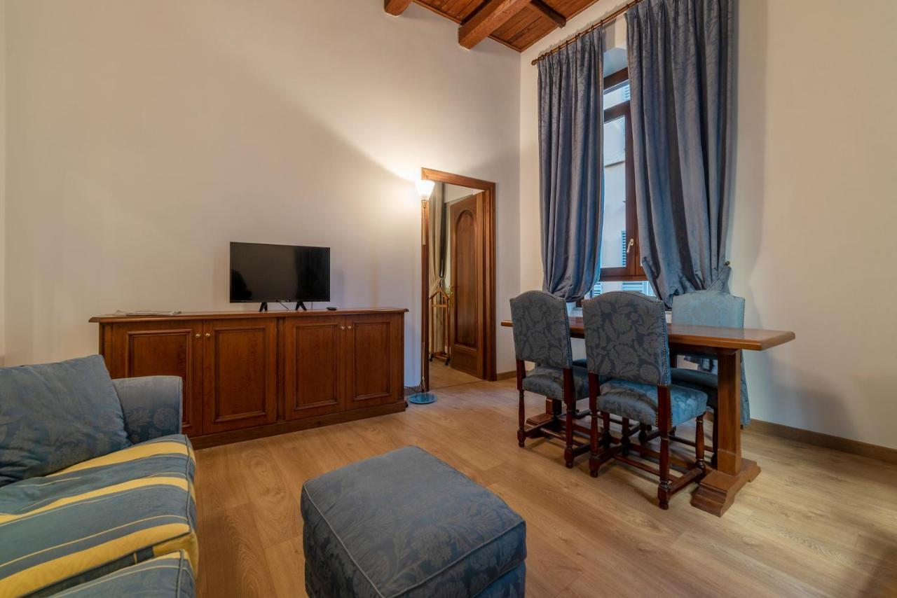 רומא Piazza Di Spagna Elegant Apartment מראה חיצוני תמונה