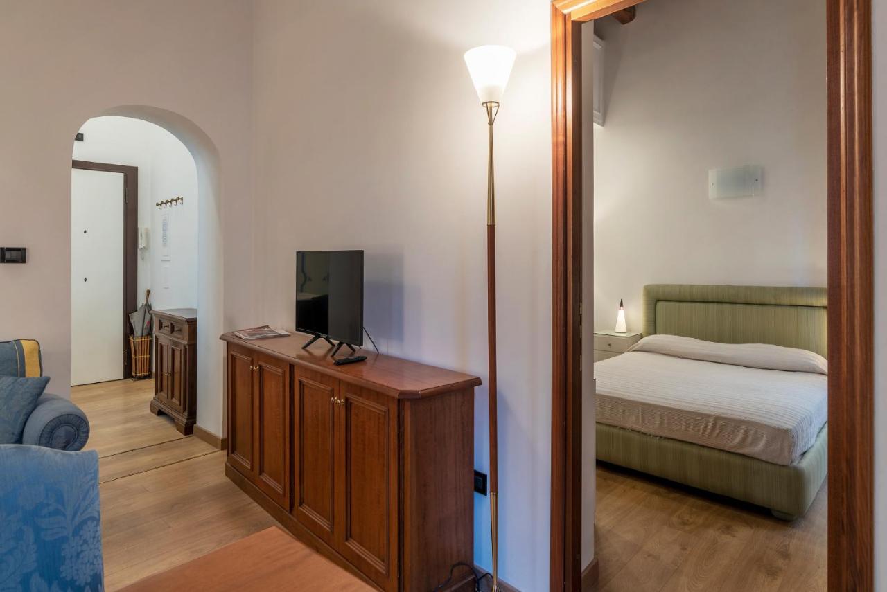 רומא Piazza Di Spagna Elegant Apartment מראה חיצוני תמונה